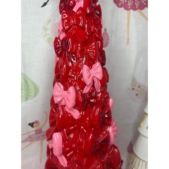 Cupcakes and Cashmere Red and Pink Bow LED Tree - Picture 3 of 6